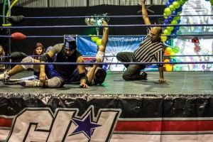 La lucha libre en nuestro país comienza imitando el wrestling norteamericano  Foto: Chile Lucha Libre